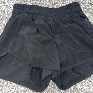 Lulu lemon tracker shorts